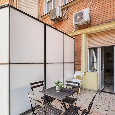 Gleaming Wise Studio Apartment Budapest Bagian luar foto